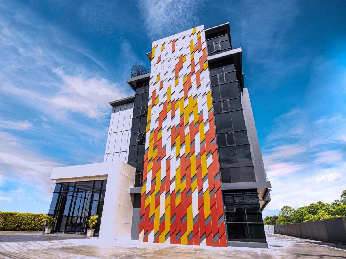 Fortune D Hotel Phitsanulok Eksteriør billede