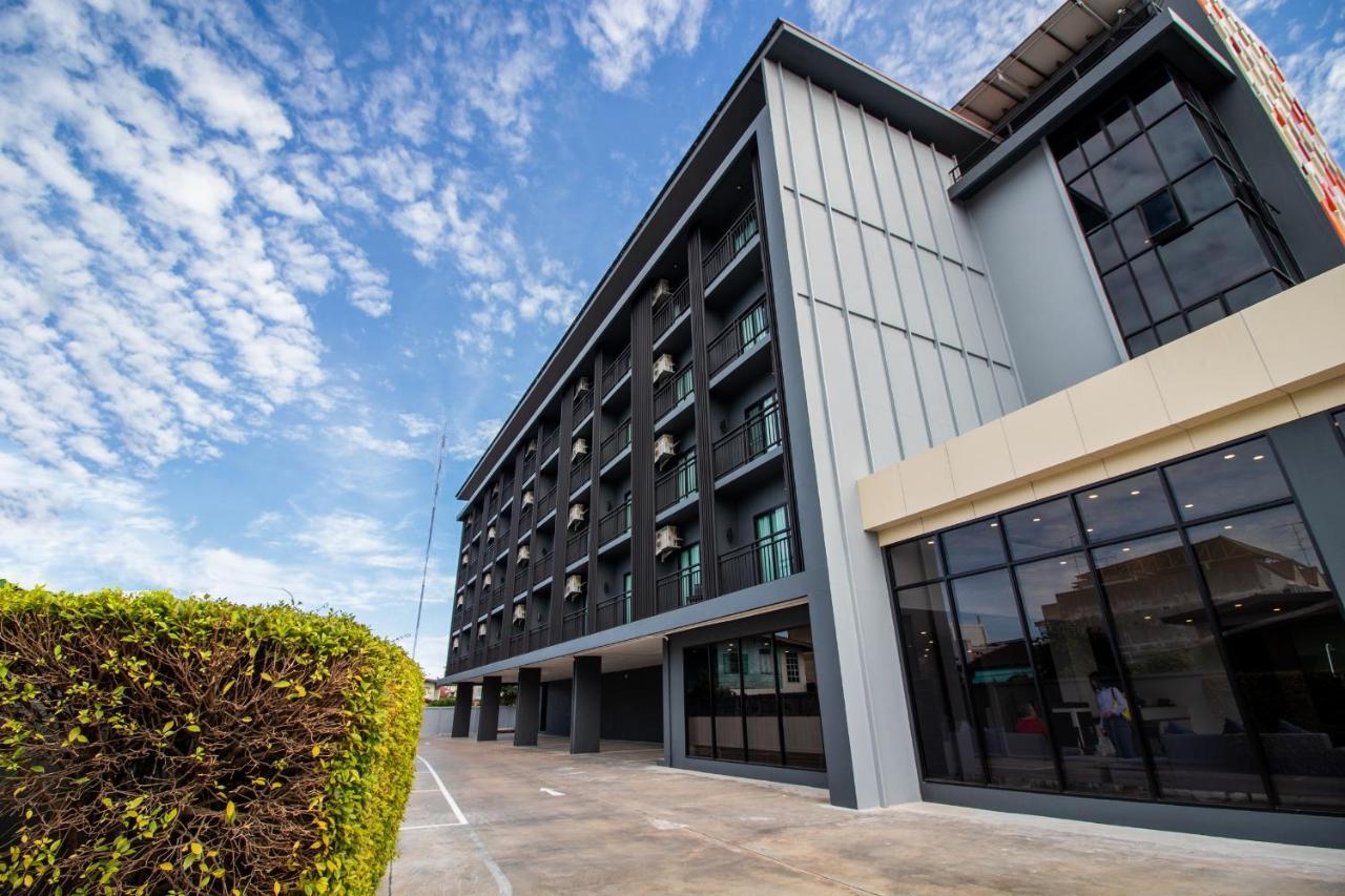 Fortune D Hotel Phitsanulok Eksteriør billede